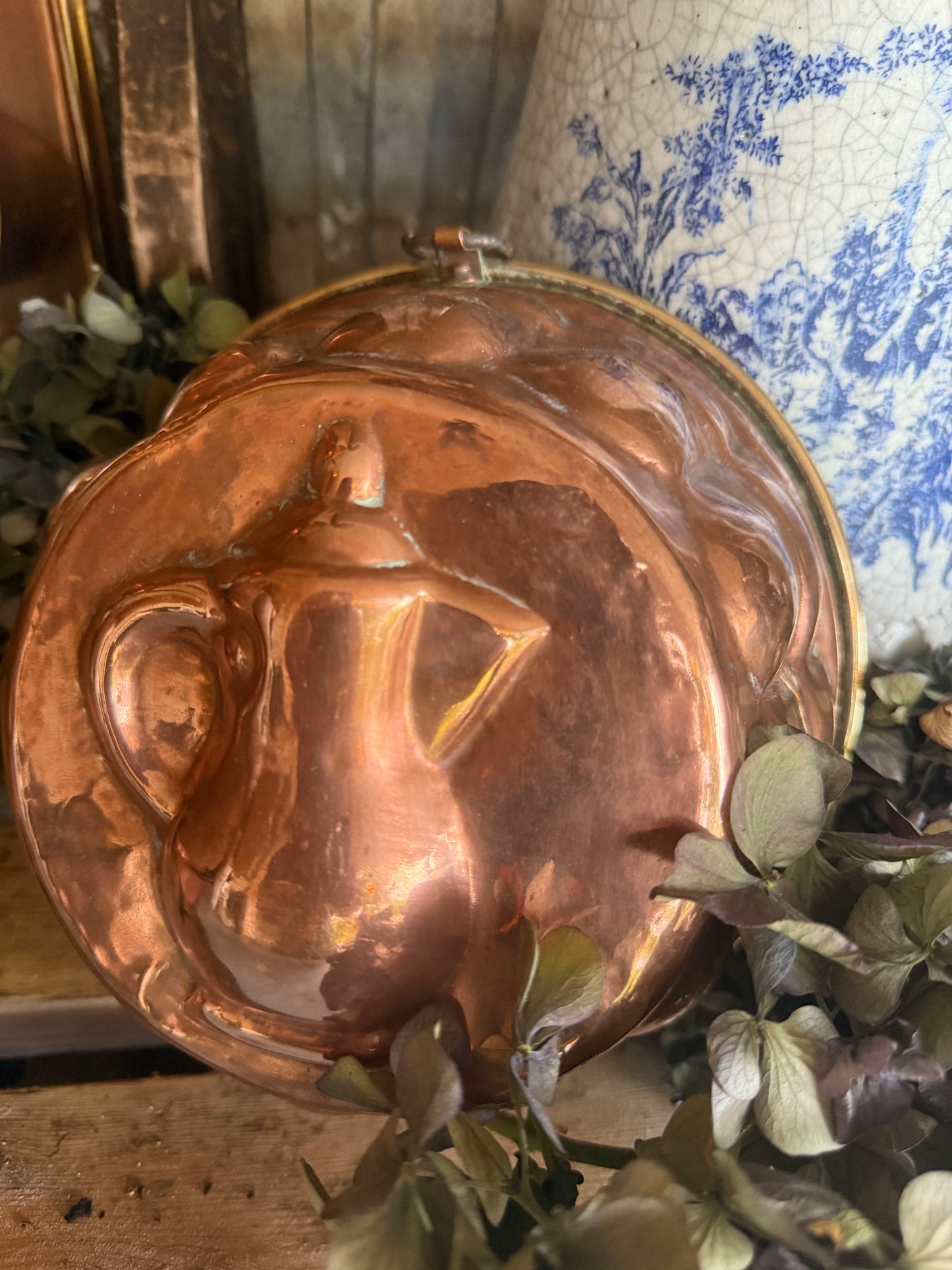 🇫🇷 Vintage French Copper Mold – Coffee Pot Motif