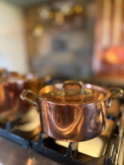 Stunning Set of Three Vintage Copper Pots with Lids (6 pieces)